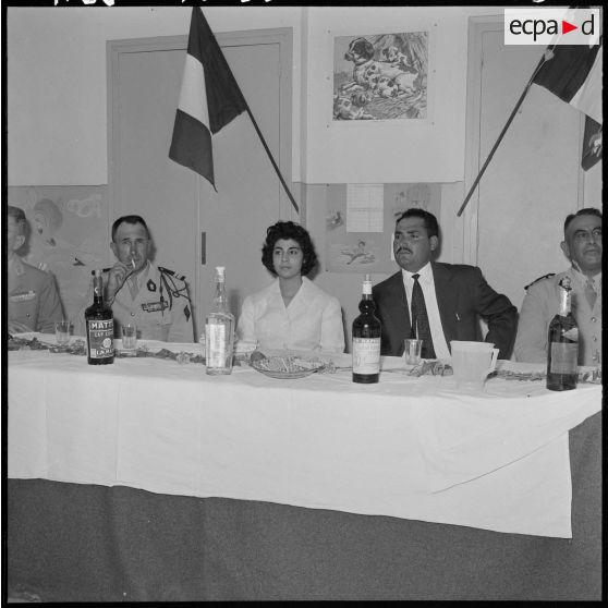 Maginot. Apéritif d'honneur pour le mariage du colonel Si Cherif.