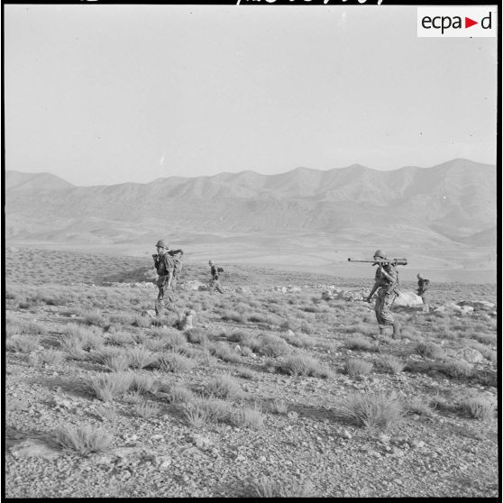 Opération dans le djebel El Arreg d'Arris.