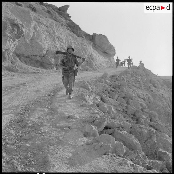 Opération dans le djebel El Arreg d'Arris.