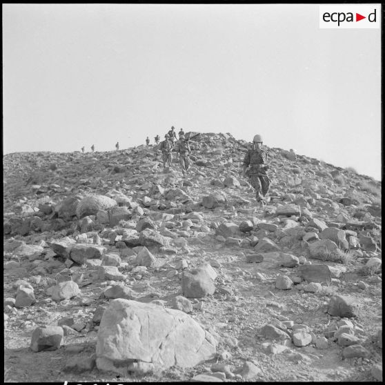 Opération dans le djebel El Arreg d'Arris.