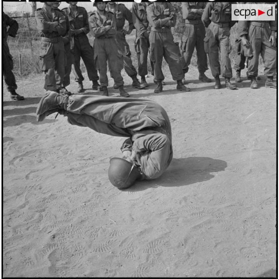 Centre d'entraînement au saut des parachutistes.