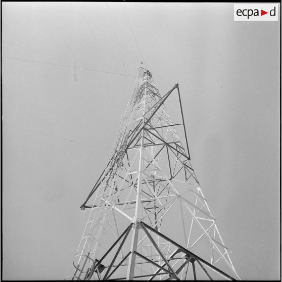 Antenne de transmissions de la Xe région militaire (RM).