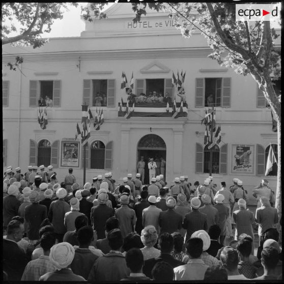 Discours du général Salan à Tlemcen.