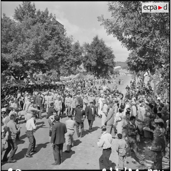 Visite du général de Gaulle dans l'Oranais.