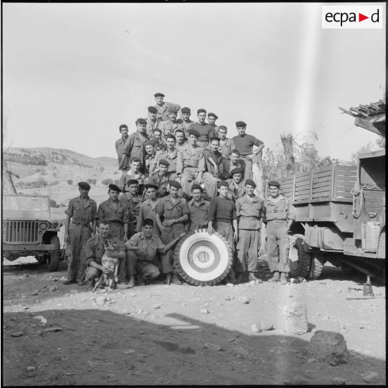 Le service auto du 12e bataillon d'infanterie.