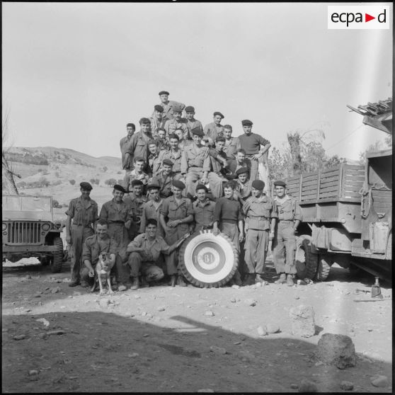 Le service auto du 12e bataillon d'infanterie.