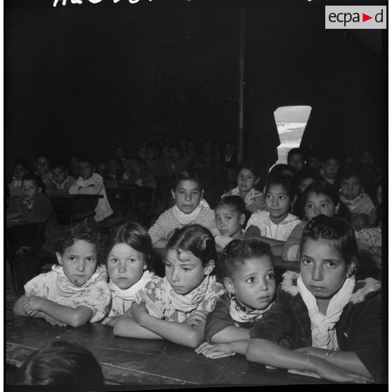 L'école au centre de regroupement de Sidi Maachou.