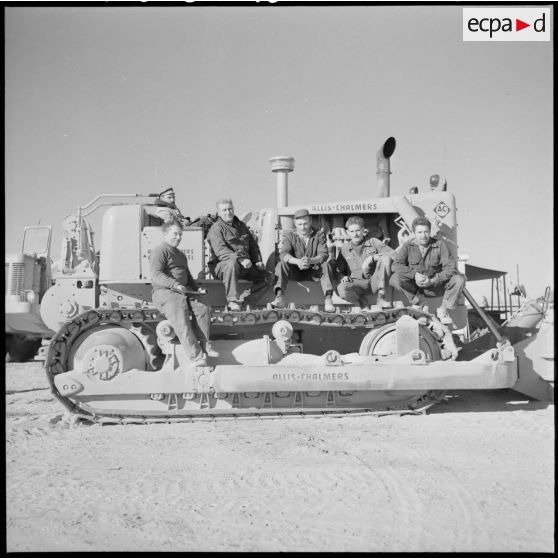 Chantier entre Fort Lallemand et Fort Flatters.