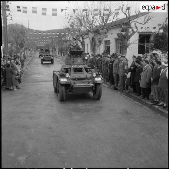 Cérémonie militaire à Azazga.