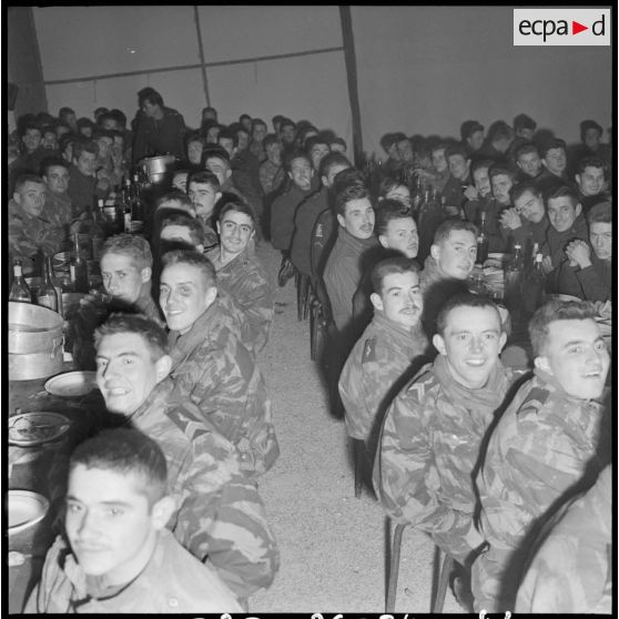 La veillée de Noël à Laghouat avec les commandos parachutistes de l'Air.