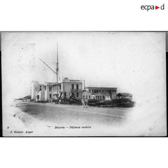 9. Bizerte. Défense mobile. J[ean] Geiser. Alger. [légende d'origine]