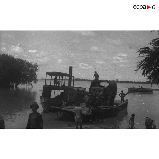 [Cambodge, octobre-novembre 1945.]