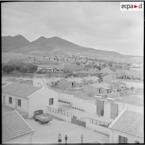 Lamoricière. Vue générale des bâtiments de la section administrative spécialisée (SAS).