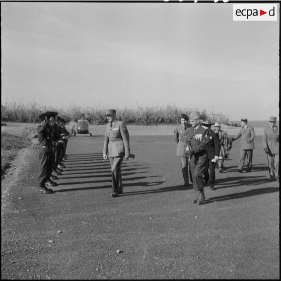 Cherchell. Ecole militaire d'infanterie. Arrivée des autorités.