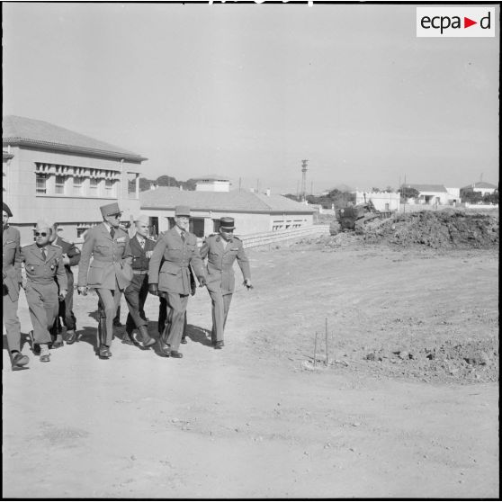 Cherchell. Ecole militaire d'infanterie. Les autorités vont visiter l'école.