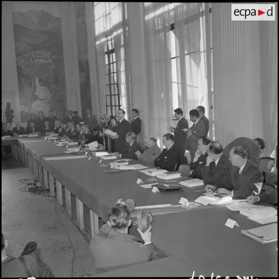 Alger. Palais Carnot. Discours de Michel Debré.