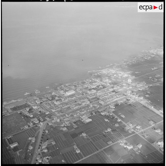 Secteur d'Aumale. Vue aérienne d'une ville.