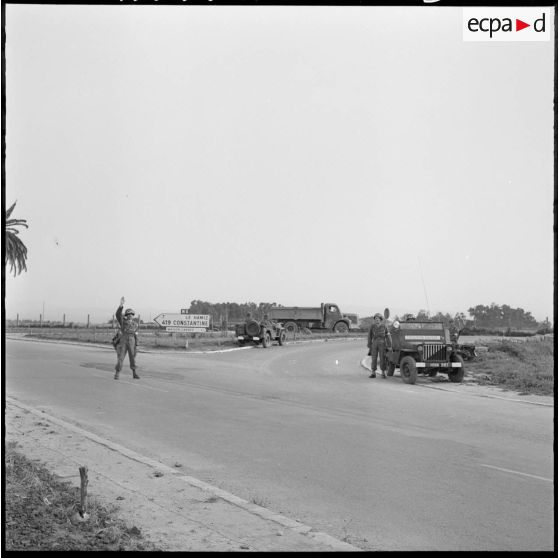 Maison Carrée. La 214e compagnie de circulation routière (214e CCR).