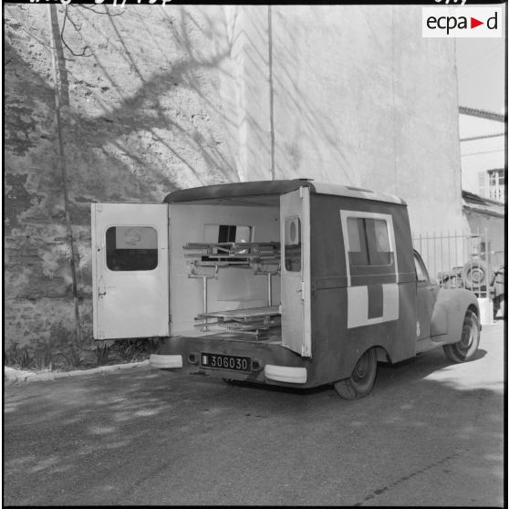 Ambulance de l'infirmerie du 9ème régiment de zouaves (RZ).