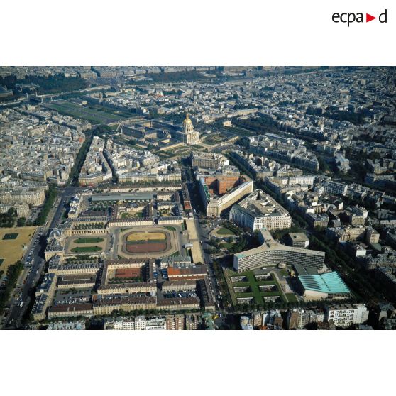 Paris 7e. L'Ecole Militaire et l'UNESCO.