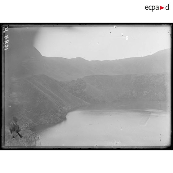 Lac de l'Eboga, 2110 m d'altitude. Partie nord-est. [légende d'origine]