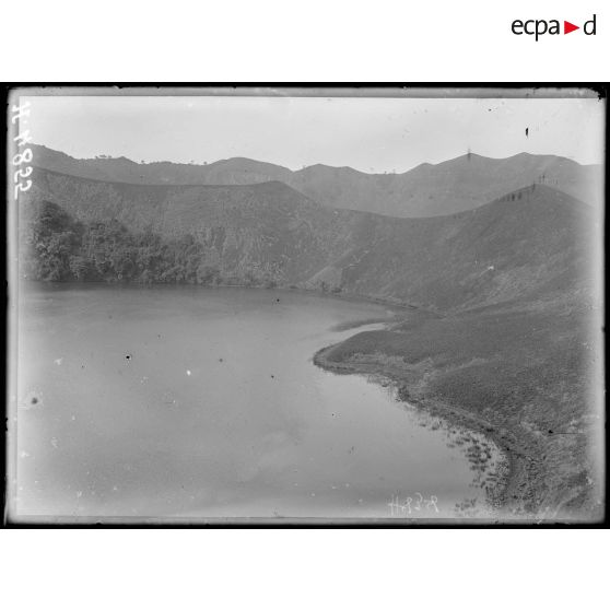 Lac de l'Eboga. Partie ouest. [légende d'origine]