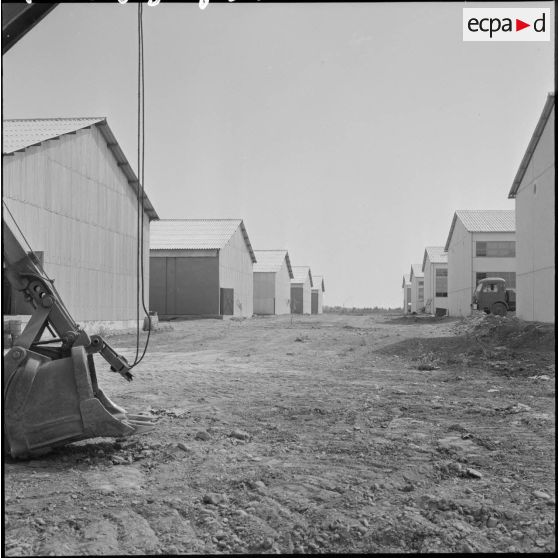 Bâtiments du Génie en construction.