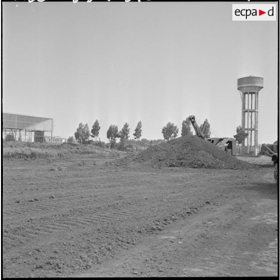 Bâtiments du Génie en construction.