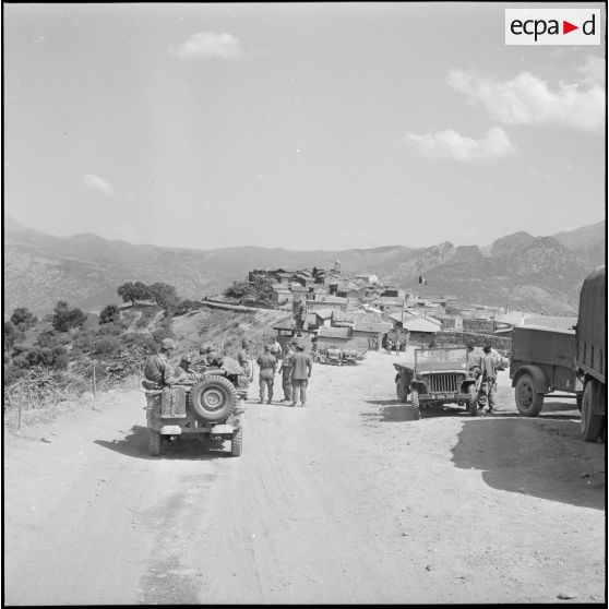 Arrivée du convoi au village de Tacklich Ihadaden.