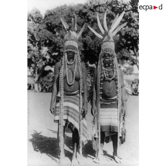 République de Côte d'Ivoire, Boundiali. Danseuses Sénoufo.