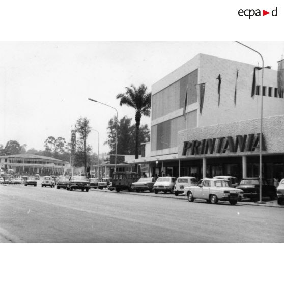 République unie du Cameroun, Yaoundé, 1970. Les magasins "Printania".