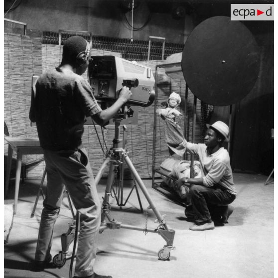 République du Niger, Niamey, 1970. Télévision scolaire.