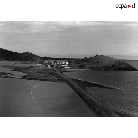 Archipel des Comores, Mayotte, Dzaoudzi, 1952. Boulevard des Crabes.