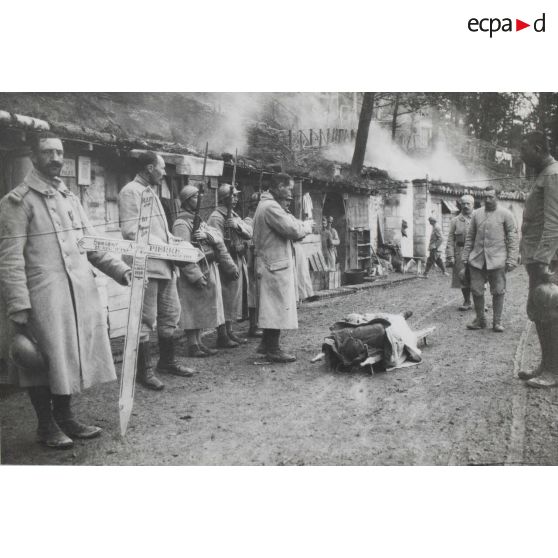 747. Camp Condé. 17 octobre 1916. 13 h. S.m.f. [légende d'origine]