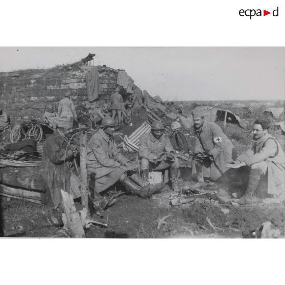 1557. St Julien. Abri bétonné allemand. 1er oct[obre] 1918. [légende d'origine]