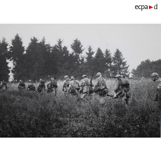 1452. Vague d'assaut avant ancienville. 18 juillet 1918. [légende d'origine]