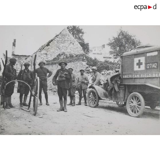 1465. Chouy. Autosanitaire U.S.A. 19 juillet 1918. [légende d'origine]