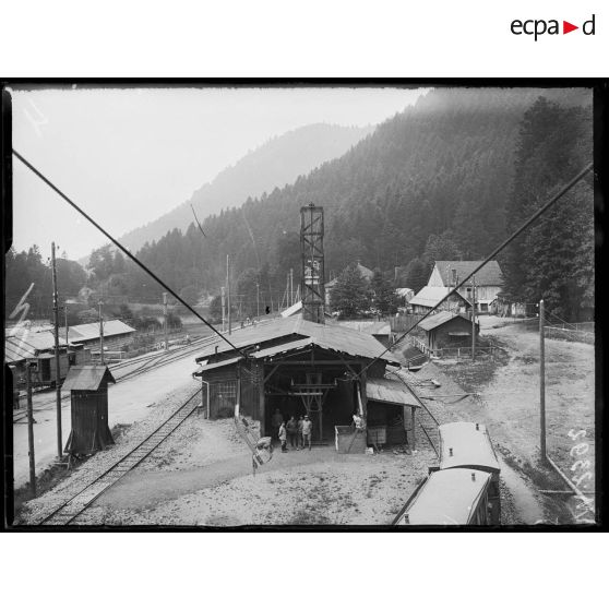 Retournemer, gare du câble servant au ravitaillement allant au lac de Scheissroth. [légende d'origine]