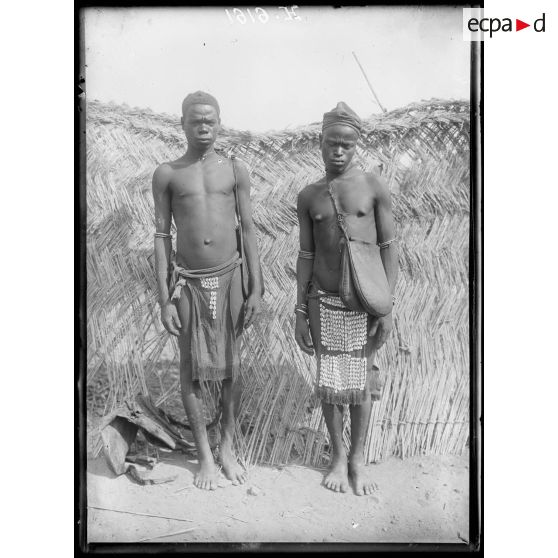 Garoua. Types de Kirdis des montagnes. [légende d'origine]