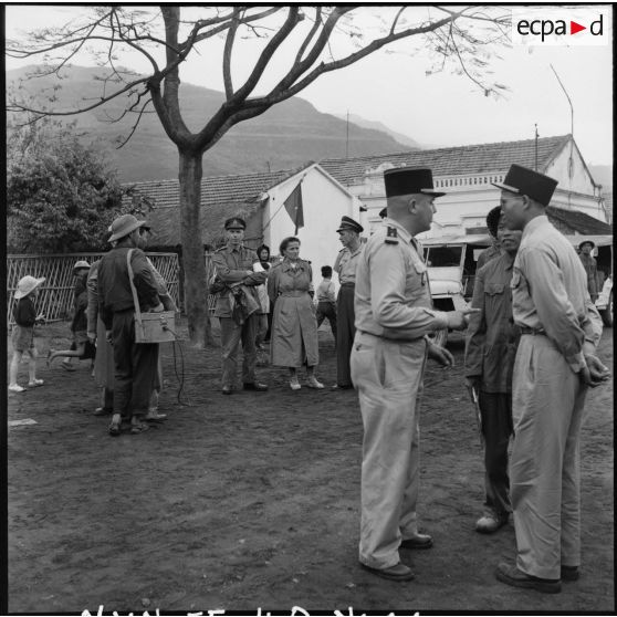 Concertation entre officiers français et vietminh quant à la mise en place du système de sécurité à Campha.