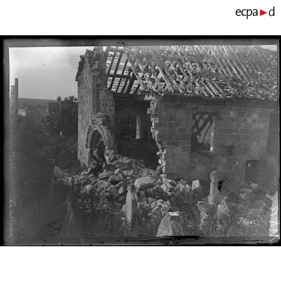 Chavigny. Aisne. L'église servant de cantonnement. [légende d'origine]