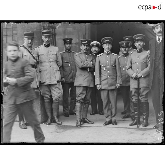 Paris. Hôtel Crillon. La mission militaire japonaise. [légende d'origine]