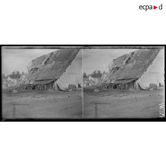 Entre Jonchery-sur-Vesle et les Vantaux. Marne. La ferme Voisin. [légende d'origine]