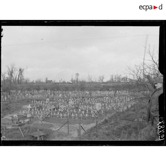 Maricourt, cimetière de la cote 122. [légende d'origine]