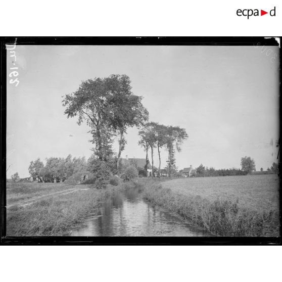 Environs de Lampernisse, Belgique, observatoire d'artillerie française. [légende d'origine]