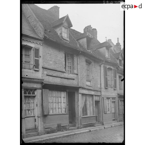 Abbeville, Somme, maison. [légende d'origine]