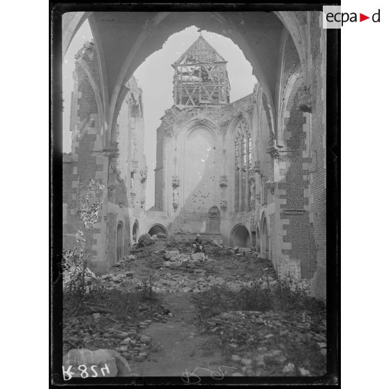 Tilloloy (Somme). Intérieur de l'église. [légende d'origine]