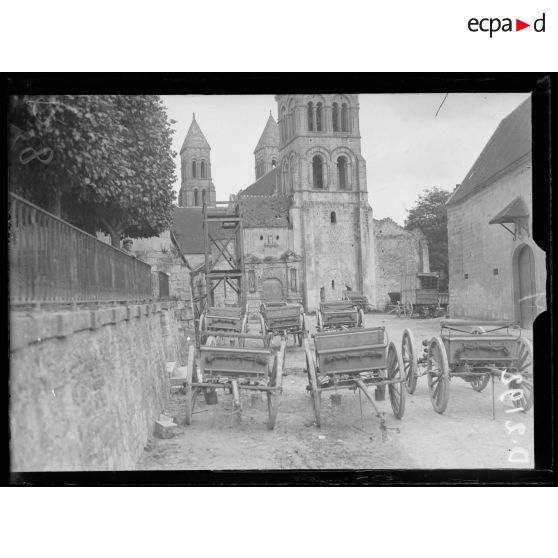 Morienval, Oise, l'église. [légende d'origine]