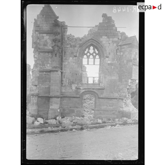 Lihons (Somme). Ruines de l'église. [légende d'origine]