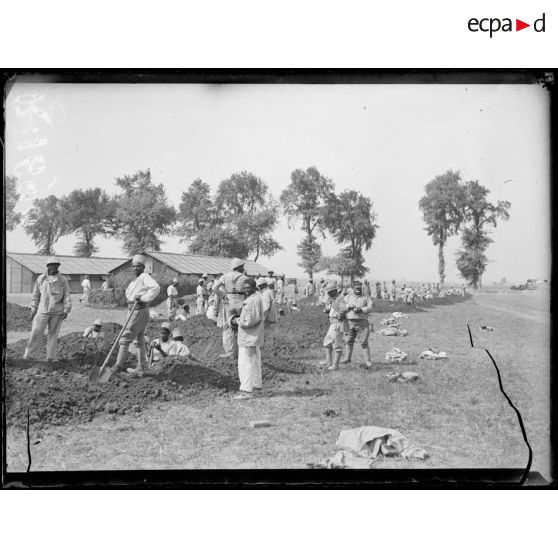 Camp de tirailleurs sénégalais.